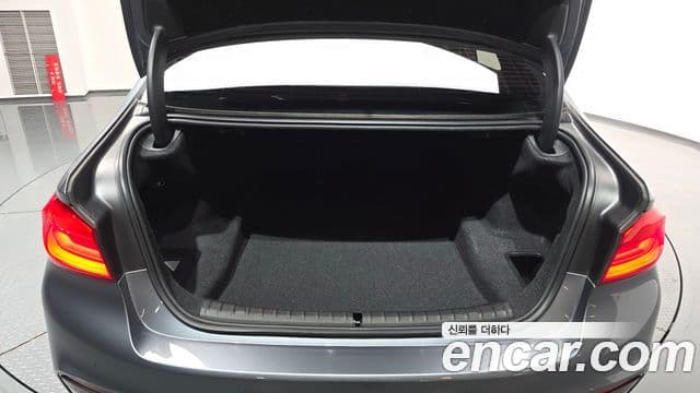 BMW 5시리즈 (G30) 520d M Sport Plus, 2017 21
