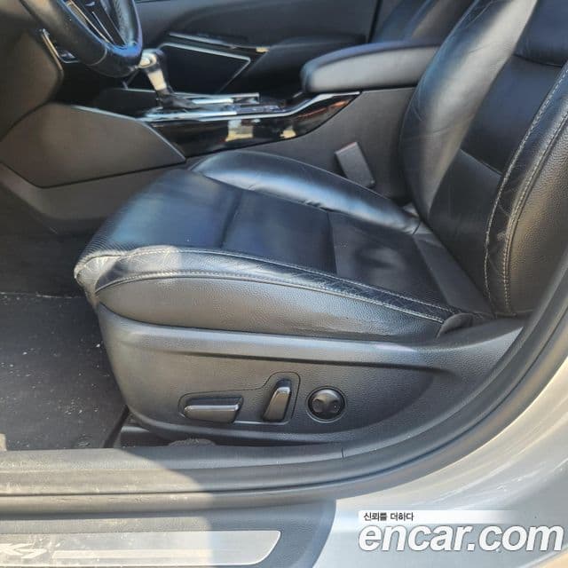 Kia All New K7 3.0 LPI Luxury (арендный автомобиль), 2017 10