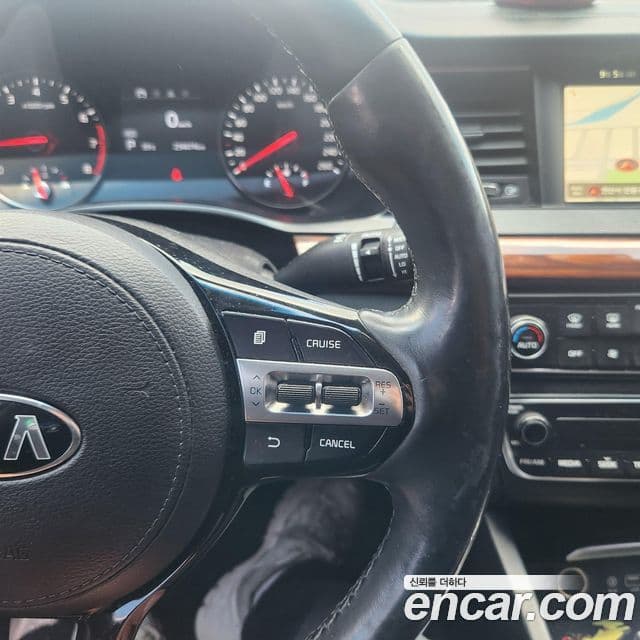 Kia All New K7 3.0 LPI Luxury (арендный автомобиль), 2017 19