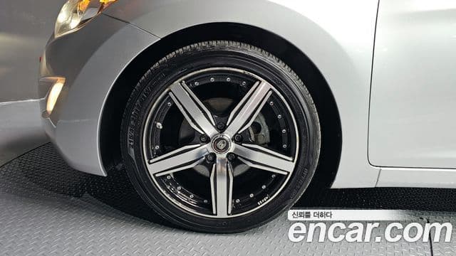 Hyundai Avante MD M16 GDI top, 2011 все фото