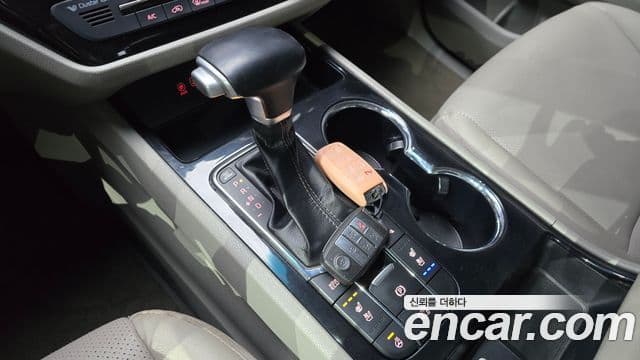 Kia The / новый New Carnival Prestige, 2020 9