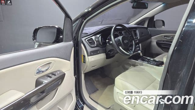 Kia The / новый New Carnival Prestige, 2020 10