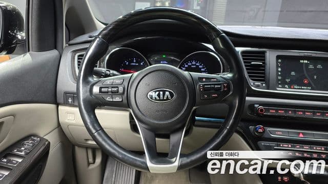 Kia The / новый New Carnival Prestige, 2020 13