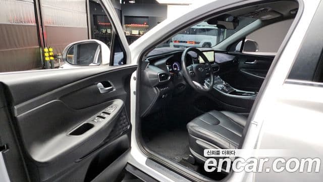 Hyundai The / новый New Santa Fe Exclusive, 2023 10