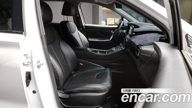 Hyundai The / новый New Santa Fe Exclusive, 2023 11