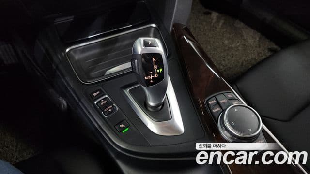 BMW 3시리즈 (F30), 2015 9