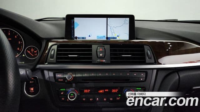 BMW 3시리즈 (F30), 2015 16