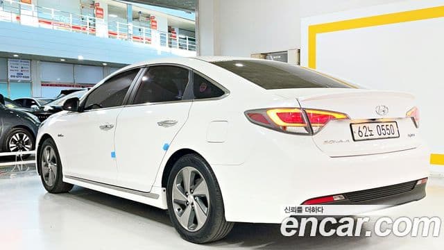 Hyundai LF Sonata гибрид Premium, 2016 3