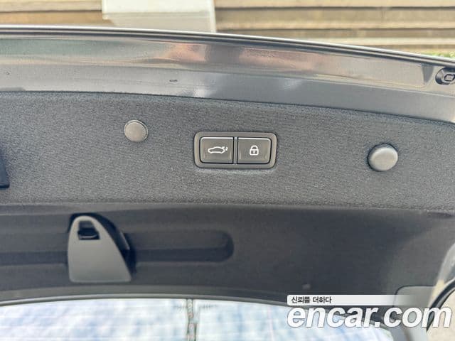 Kia The / новый New K8 гибрид Signature, 2025 12