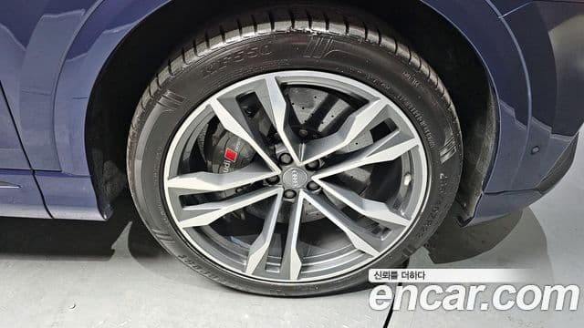 Audi SQ8 (4M), 2020 все фото