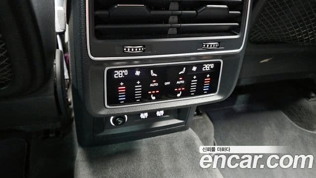 Audi SQ8 (4M), 2020 19