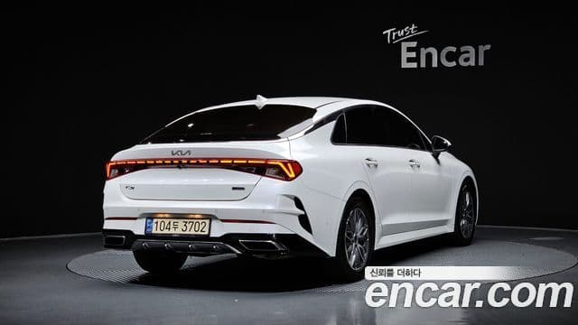 Kia K5 гибрид 3세대 Signature, 2022 2