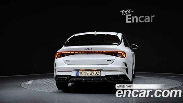 Kia K5 гибрид 3세대 Signature, 2022 4