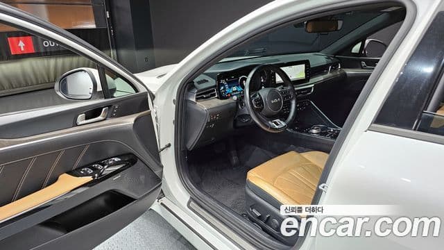 Kia K5 гибрид 3세대 Signature, 2022 11
