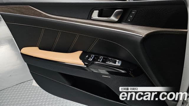 Kia K5 гибрид 3세대 Signature, 2022 14