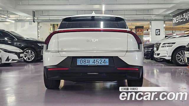 Kia EV6 Air, 2022 4