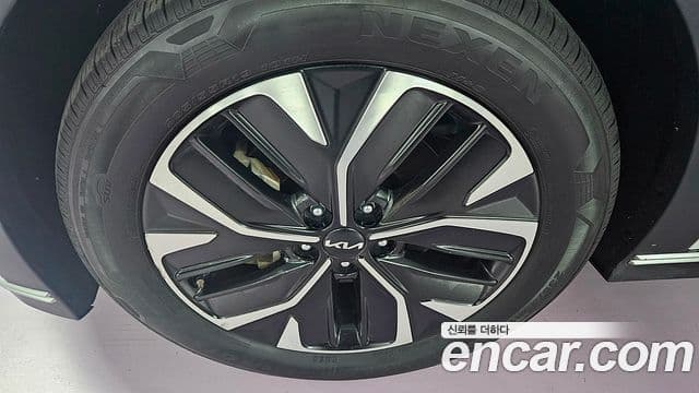 Kia EV6 Air, 2022 все фото