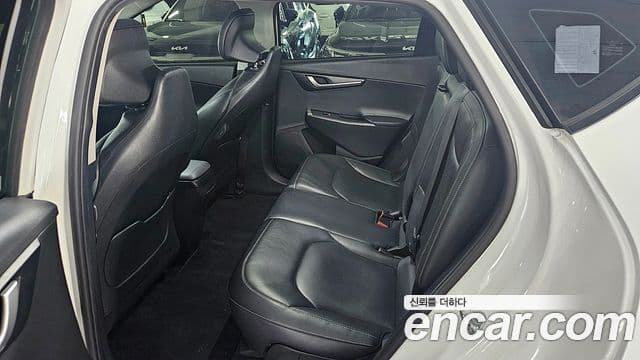 Kia EV6 Air, 2022 11