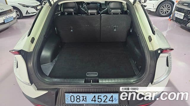 Kia EV6 Air, 2022 12