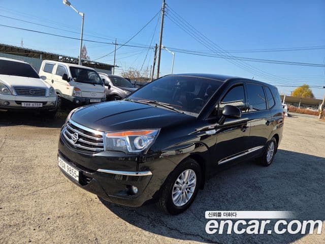 KG모빌리티(SsangYong) Korando 투리스모 4WD LT 11인승, 2014 1