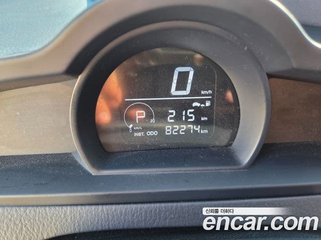 KG모빌리티(SsangYong) Korando 투리스모 4WD LT 11인승, 2014 14