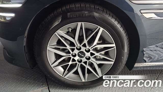 Genesis G80 (RG3) бензин 2.5 турбо 2WD, 2025 все фото