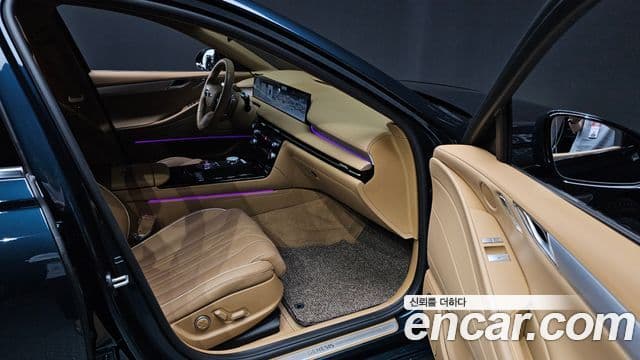 Genesis G80 (RG3) бензин 2.5 турбо 2WD, 2025 10