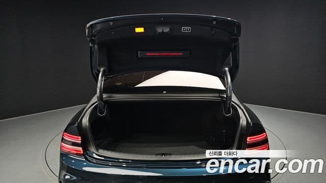 Genesis G80 (RG3) бензин 2.5 турбо 2WD, 2025 20