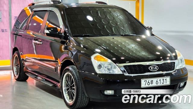 Kia Carnival R топовая версия, 2012 3