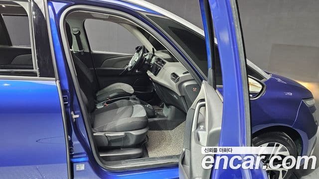 Ситроен / DS Grand C4 피카소 1.6 B-HDI Feel (название комплектации), 2018 11