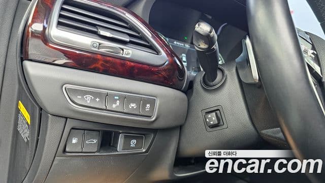 Genesis EQ900 Premium Luxury, 2016 15