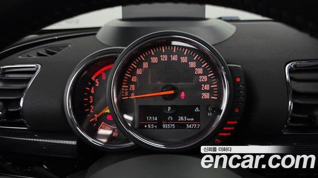 Mini Cooper D 클럽맨 2세대, 2017 8
