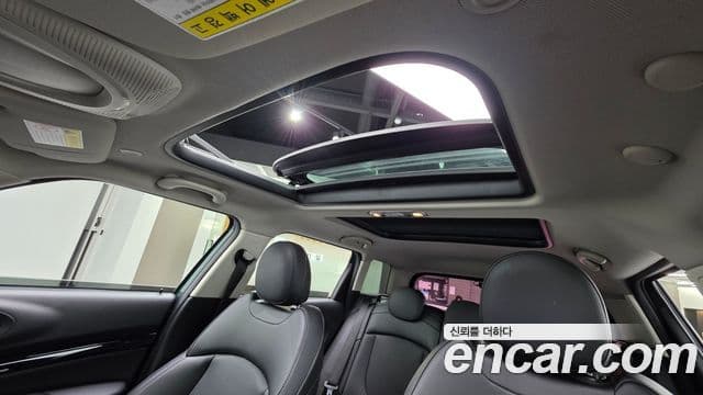 Mini Cooper D 클럽맨 2세대, 2017 12