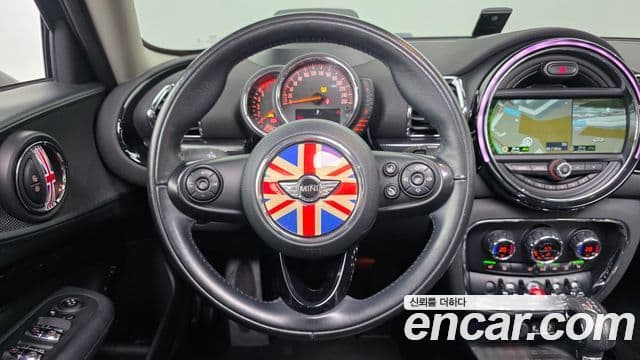 Mini Cooper D 클럽맨 2세대, 2017 15