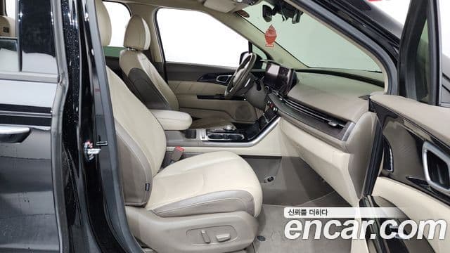 Kia Carnival 4세대 Signature, 2021 11