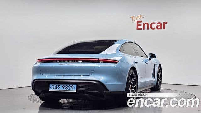 Porsche 타이칸 4S, 2024 2