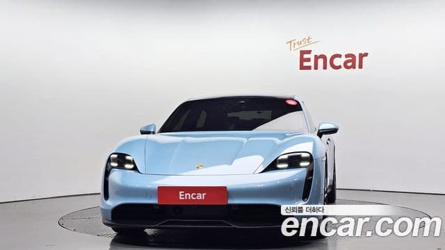 Porsche 타이칸 4S, 2024 3