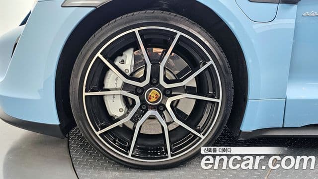 Porsche 타이칸 4S, 2024 все фото