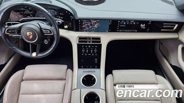 Porsche 타이칸 4S, 2024 7