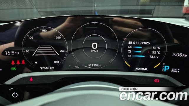 Porsche 타이칸 4S, 2024 8