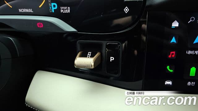 Porsche 타이칸 4S, 2024 9