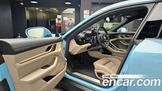 Porsche 타이칸 4S, 2024 11