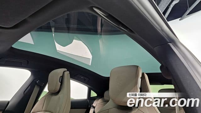 Porsche 타이칸 4S, 2024 19