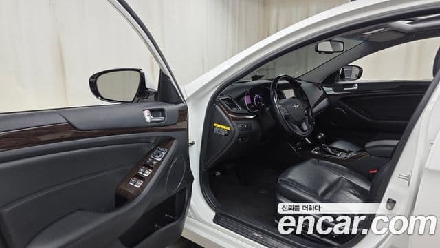 Kia The / новый New K7 Luxury, 2015 10