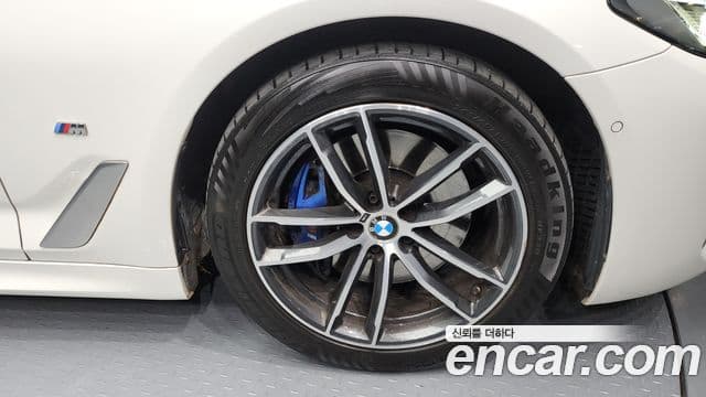 BMW 5시리즈 (G30) 523d xDrive M Sport, 2022 все фото