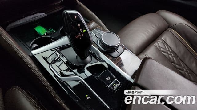 BMW 5시리즈 (G30) 523d xDrive M Sport, 2022 9