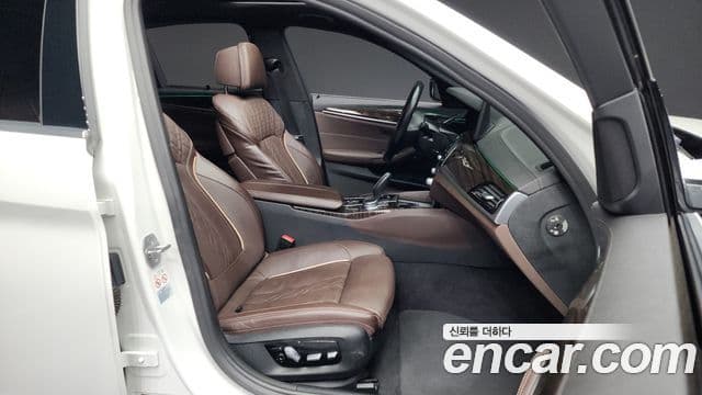 BMW 5시리즈 (G30) 523d xDrive M Sport, 2022 11