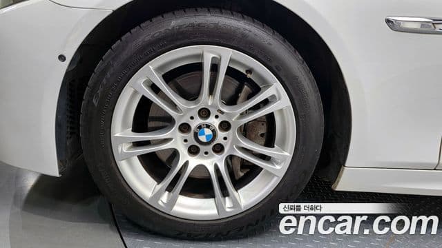 BMW 5시리즈 (F10), 2011 все фото