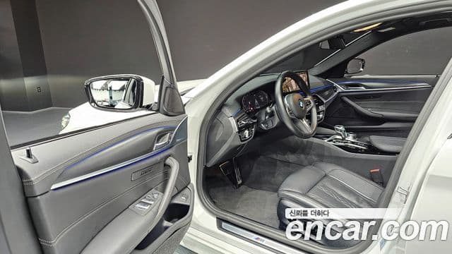 BMW 5시리즈 (G30) 523d M Sport, 2023 11