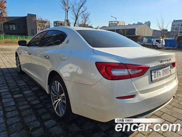Maserati Quattroporte, 2016 8
